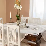 Апартаменты Artemis Superb 2 Bedroom 700 M Away From The