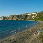 Апартаменты Artemis Superb 2 Bedroom 700 M Away From The Миния