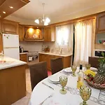 Апартаменты Artemis Superb 2 Bedroom 700 M Away From The