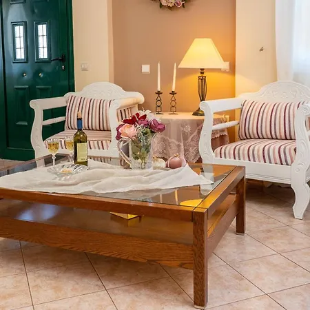 Apartment Artemis Superb 2 Bedroom 700 M Away From The Minia