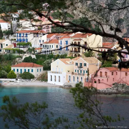Apartment Artemis Superb 2 Bedroom 700 M Away From The Minia