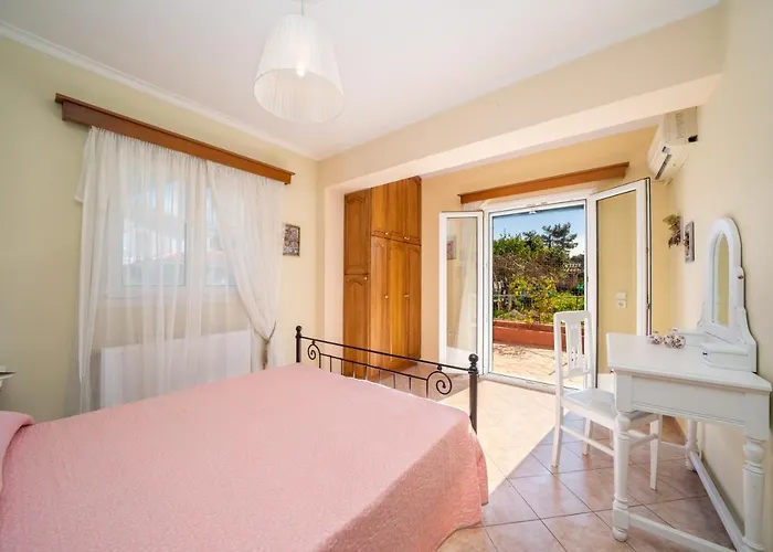 Artemis Superb 2 Bedroom 700 M Away From The Minia