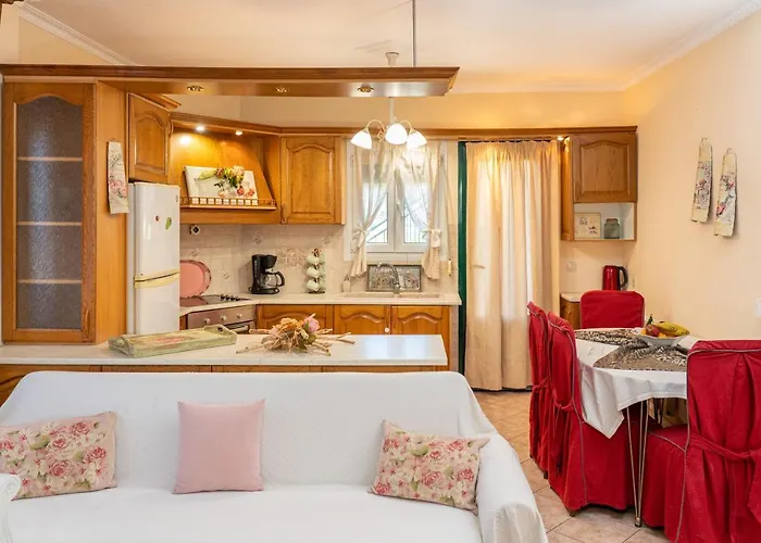 Artemis Superb 2 Bedroom 700 M Away From The * Minia