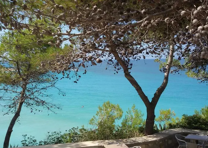 Artemis Superb 2 Bedroom 700 M Away From The